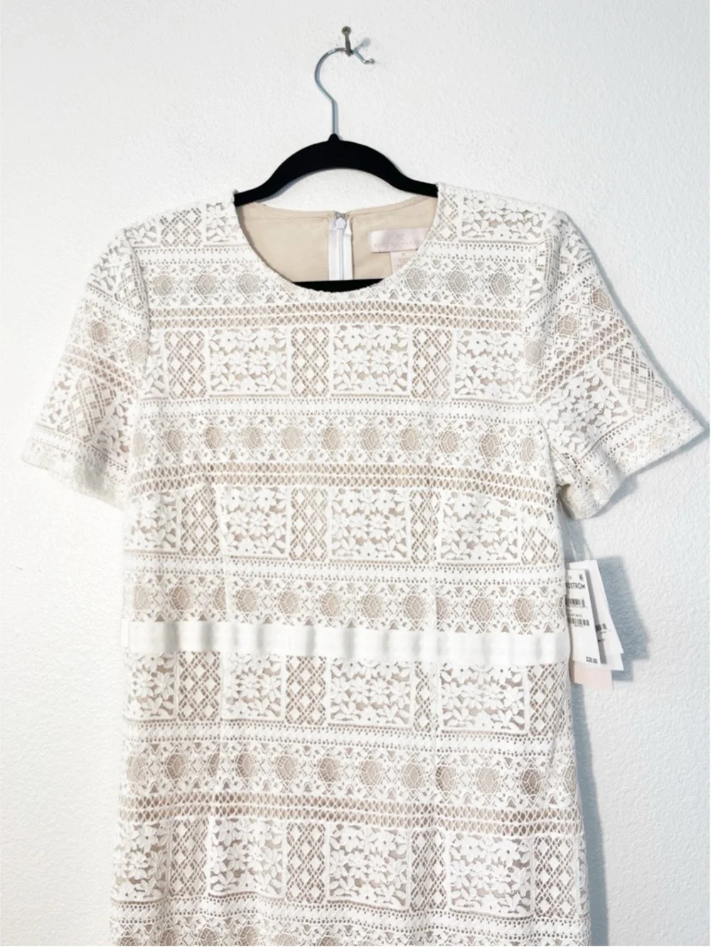 NWT Rachel Parcell Striped Lace Fitted Midi Dress in Lucent White Size Medium - Picture 4 of 7